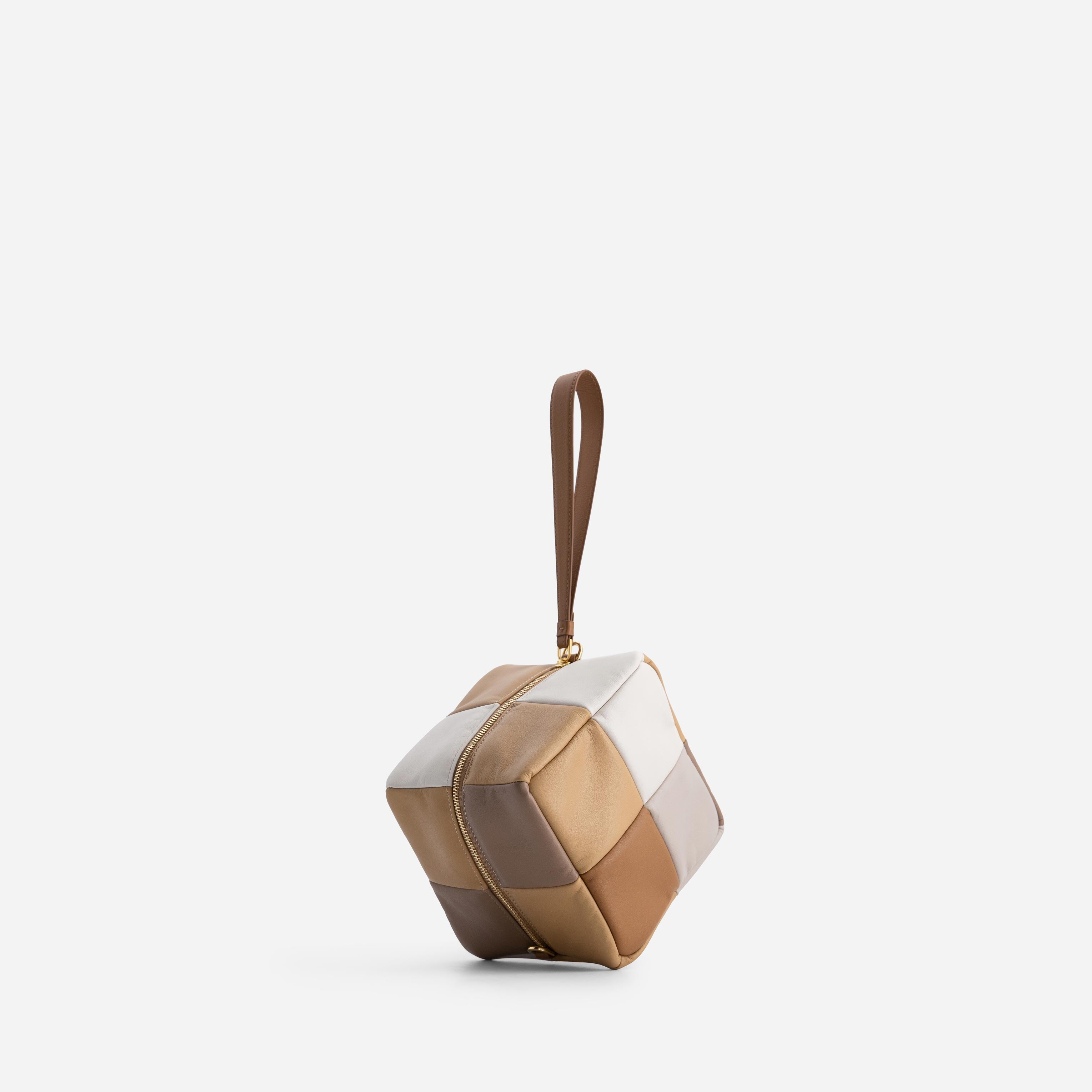 Grid Clutch - Milky