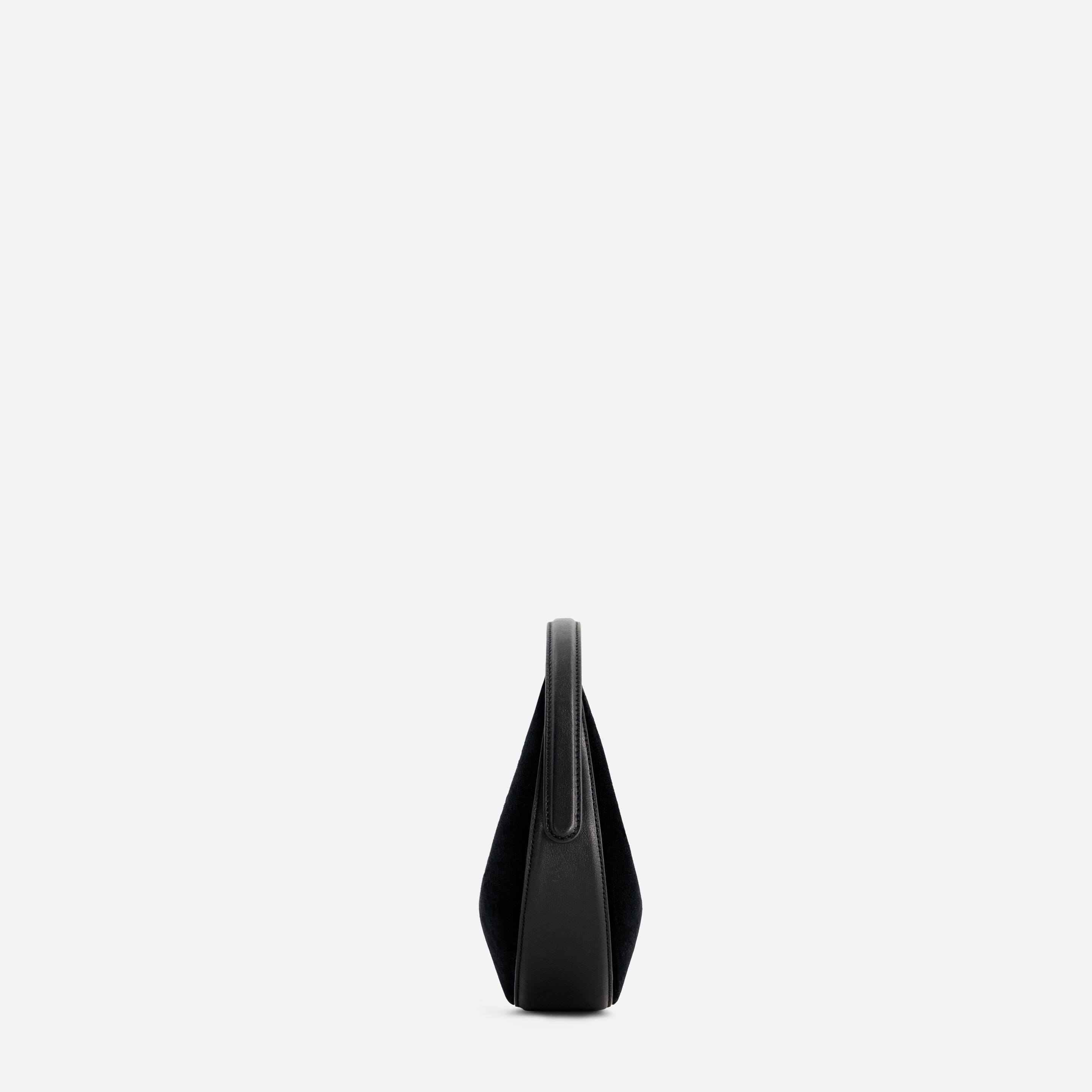 Luna 20 - Velvet Black