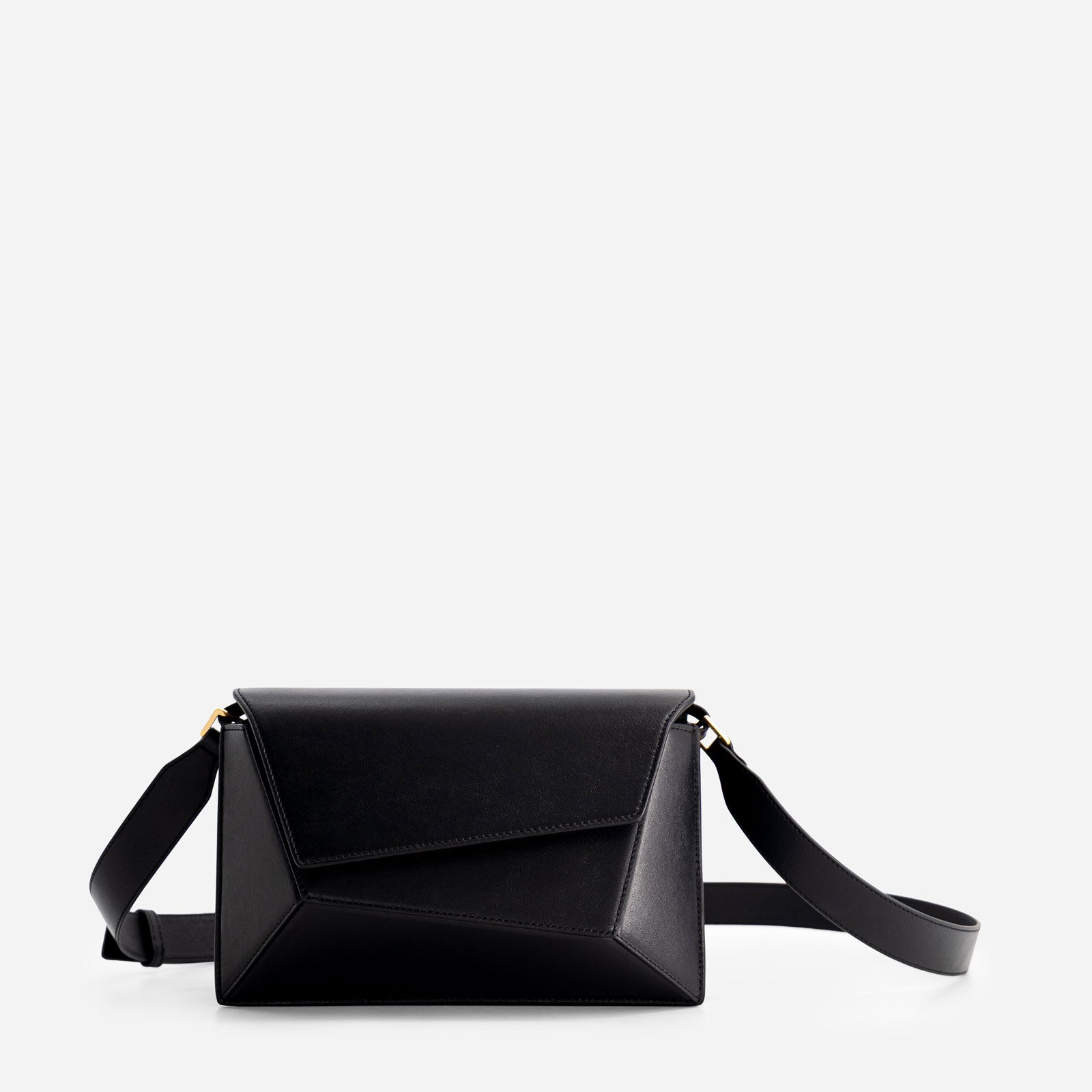 Naomi - Black
