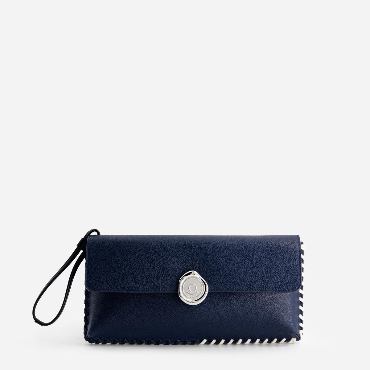 Seal Clutch in Navy