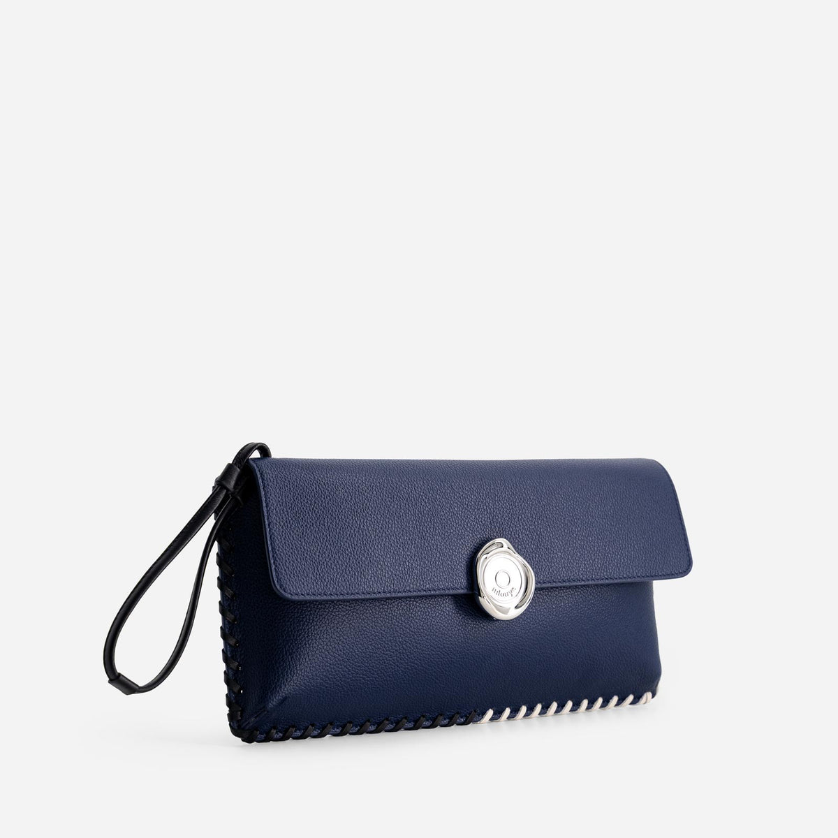 Seal Clutch in Navy