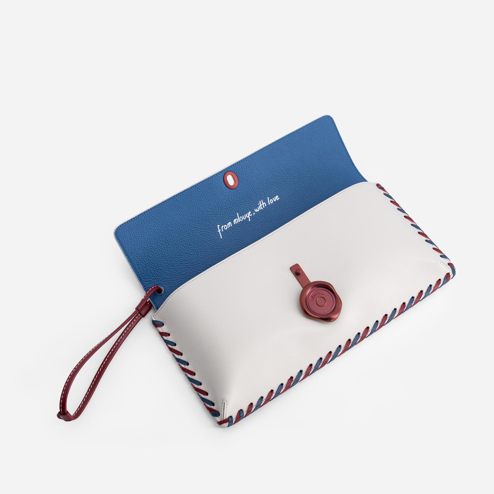 Seal Clutch - Off White