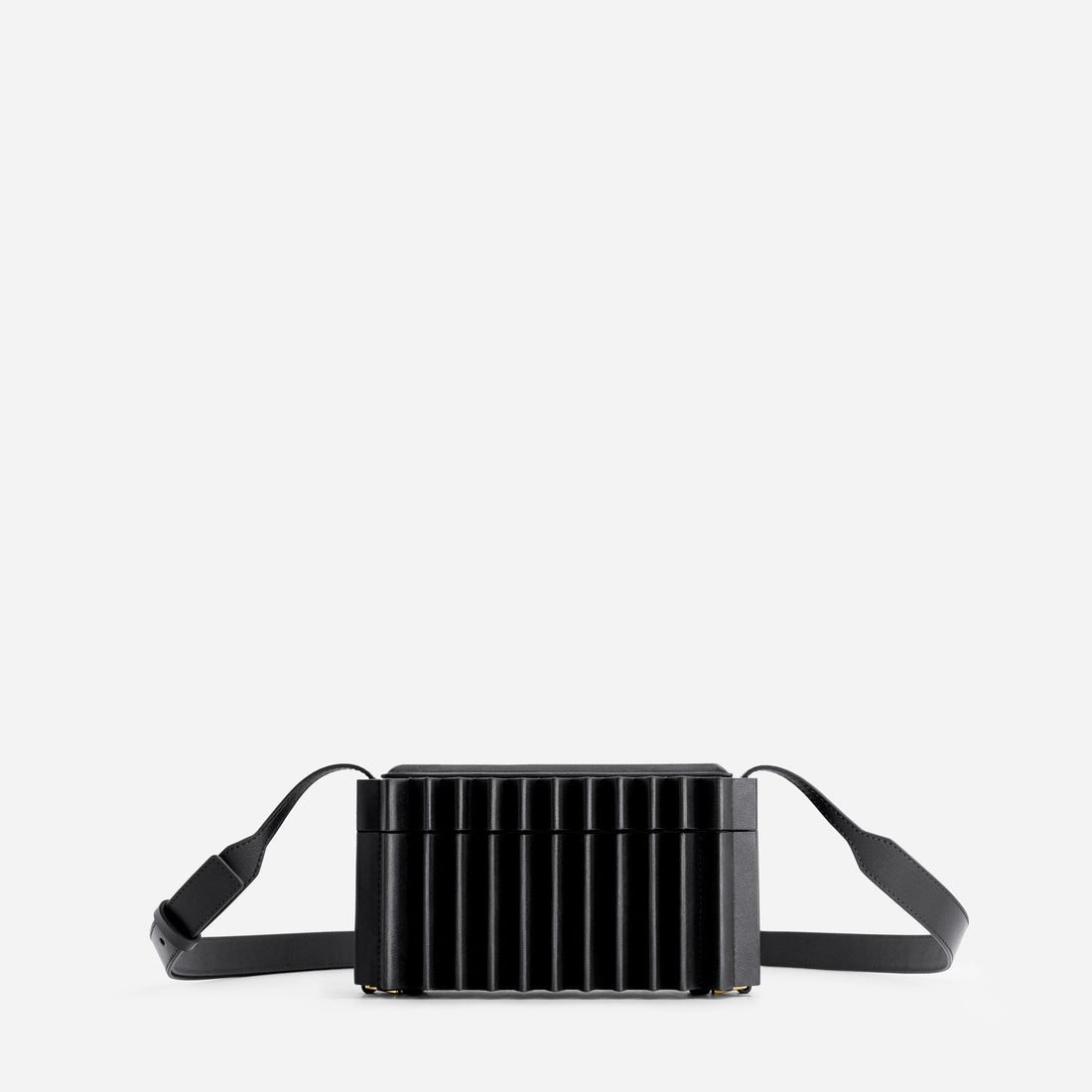 Block leather bag in Black