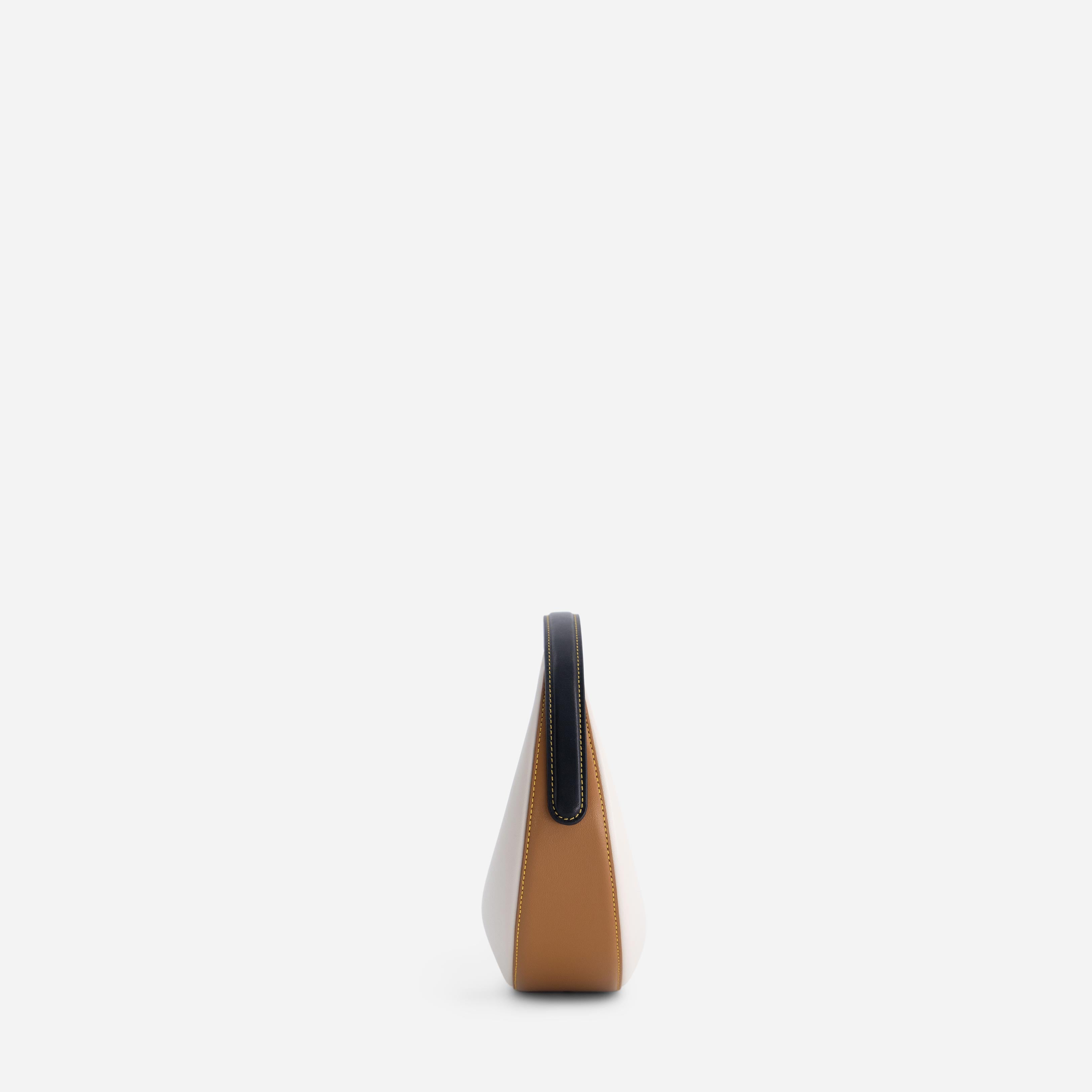 Luna 20 - Goldfinch