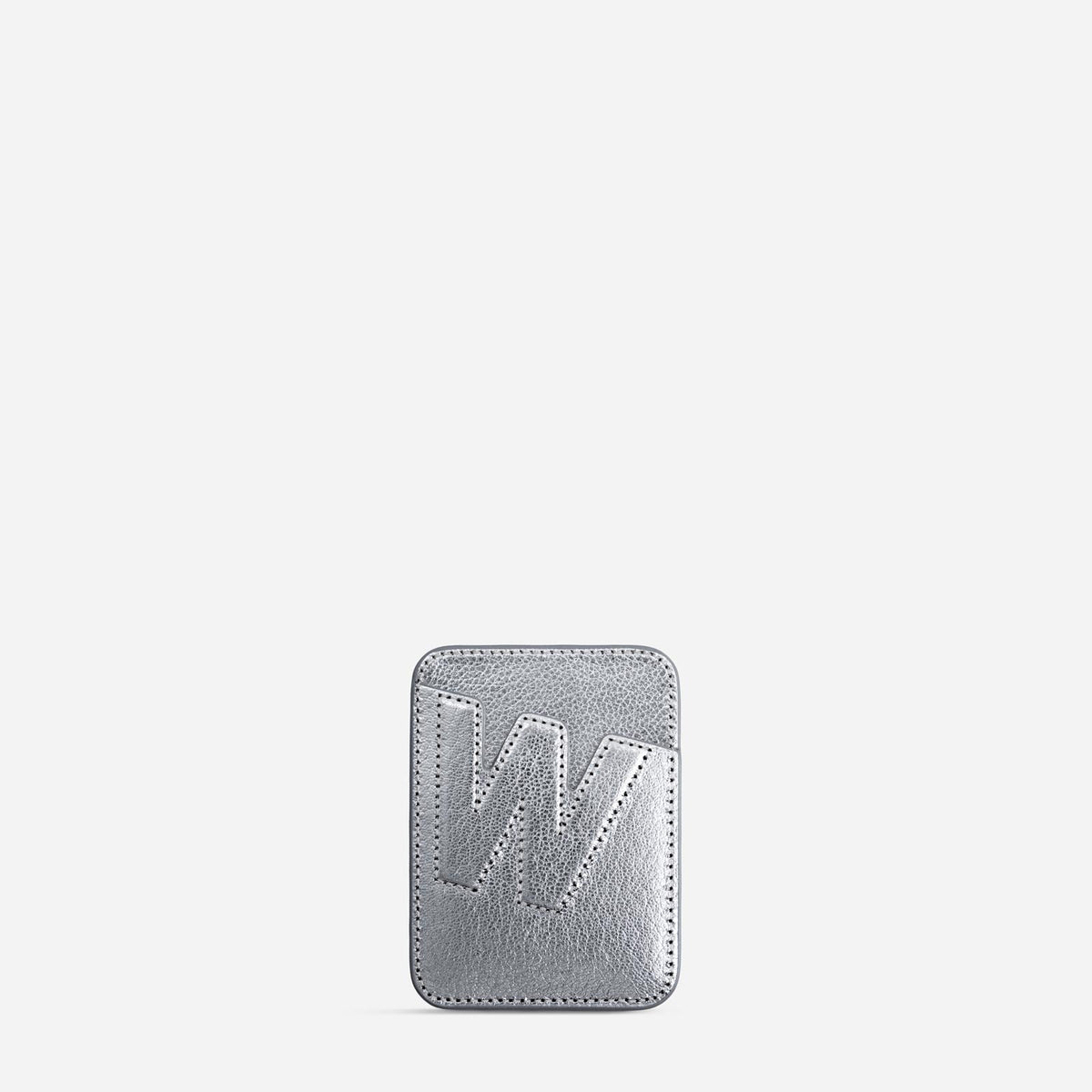 MagSafe cardholder in Metallic Silver, initial W, front