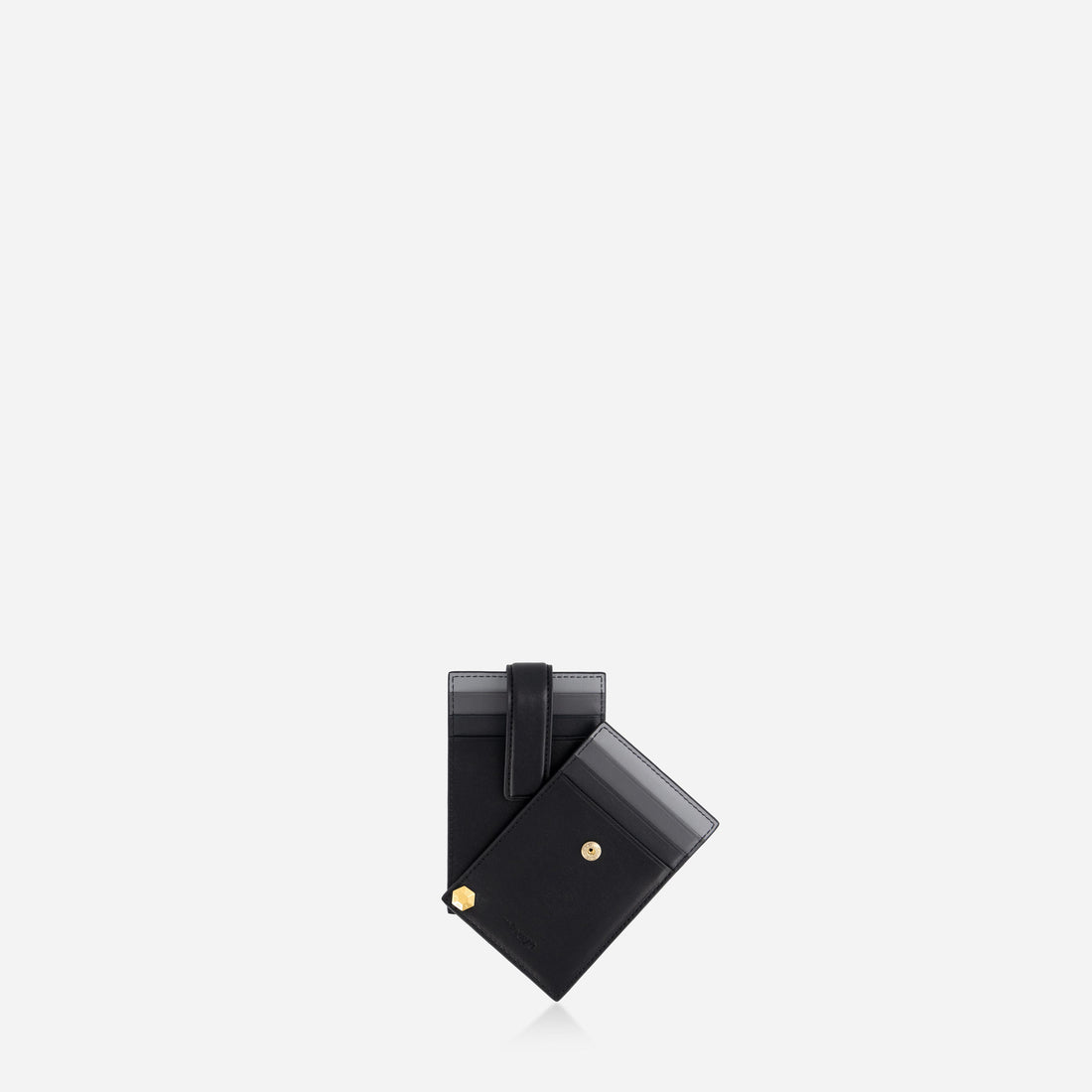 Rotate Cardholder in Shark