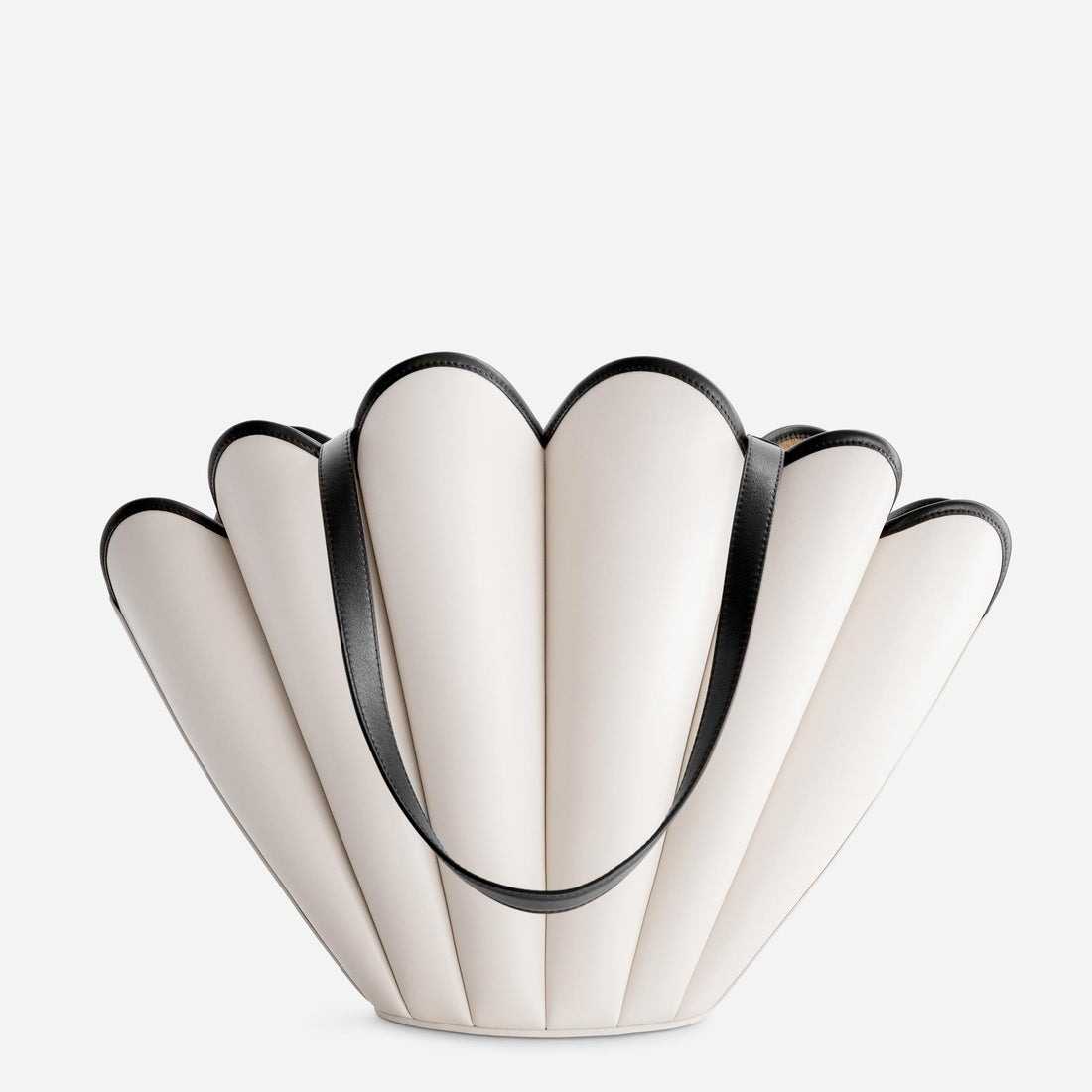 Seashell Tote in Off White