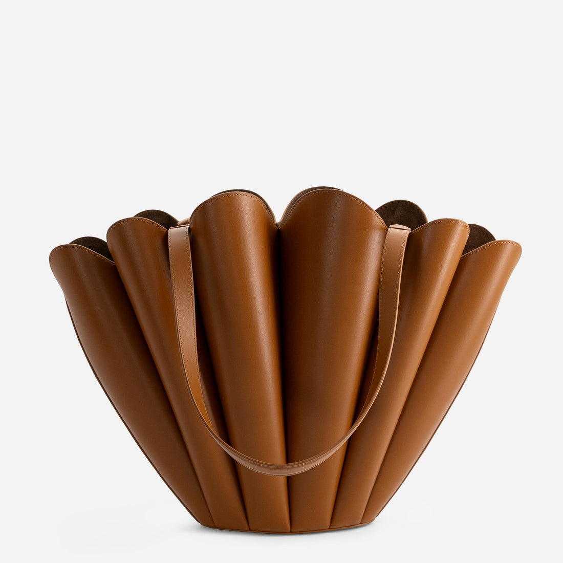 Seashell Tote in Tan