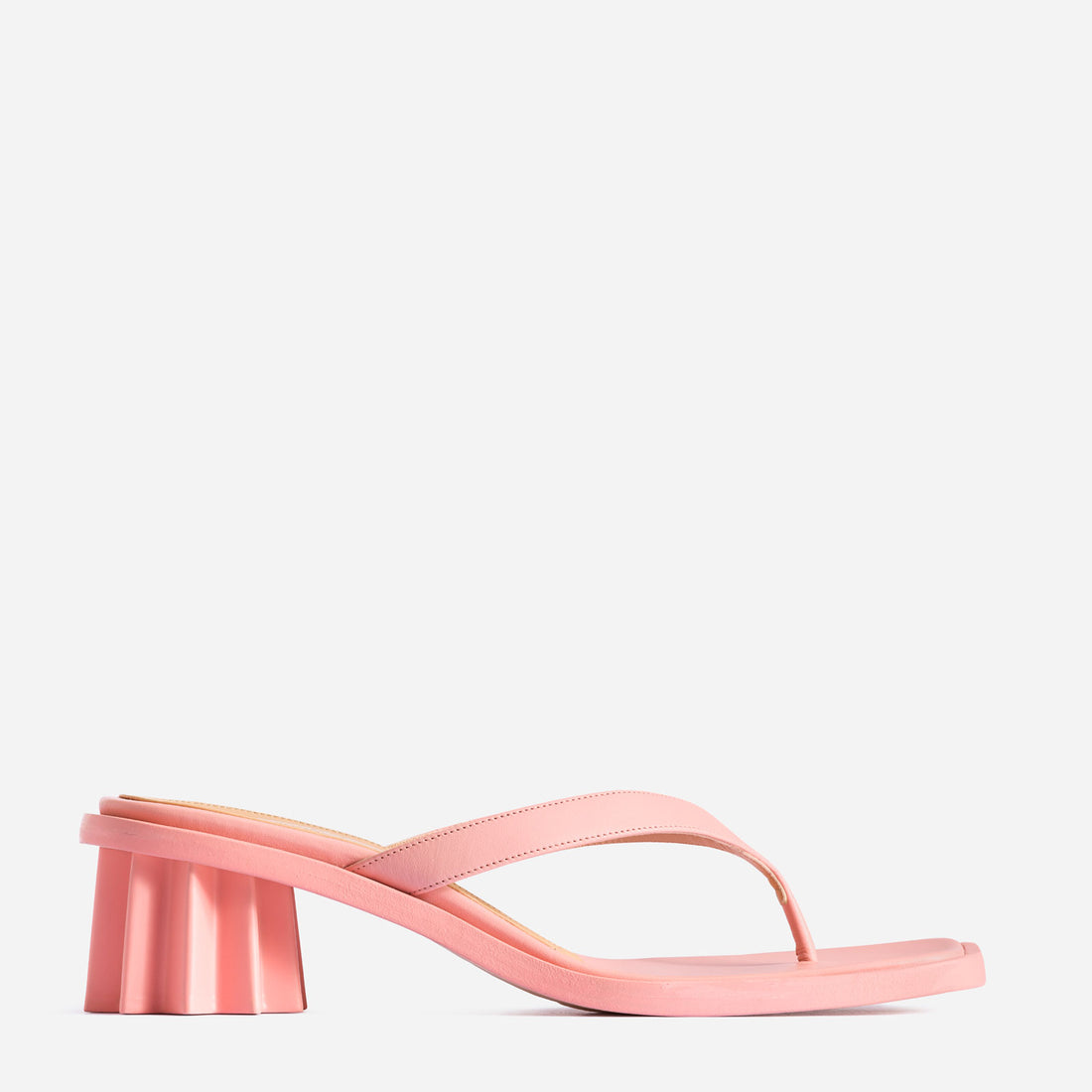 Thong Sandal in Pink Cloud